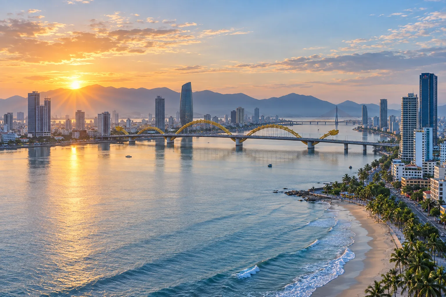 Cầu Rồng và bờ biển Đà Nẵng lúc bình minh
